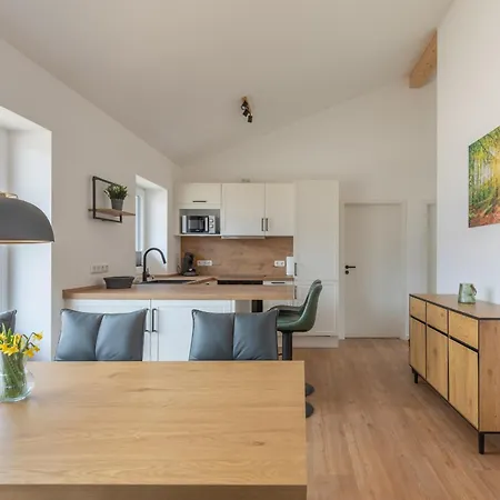 Huus Katteker Holiday home *